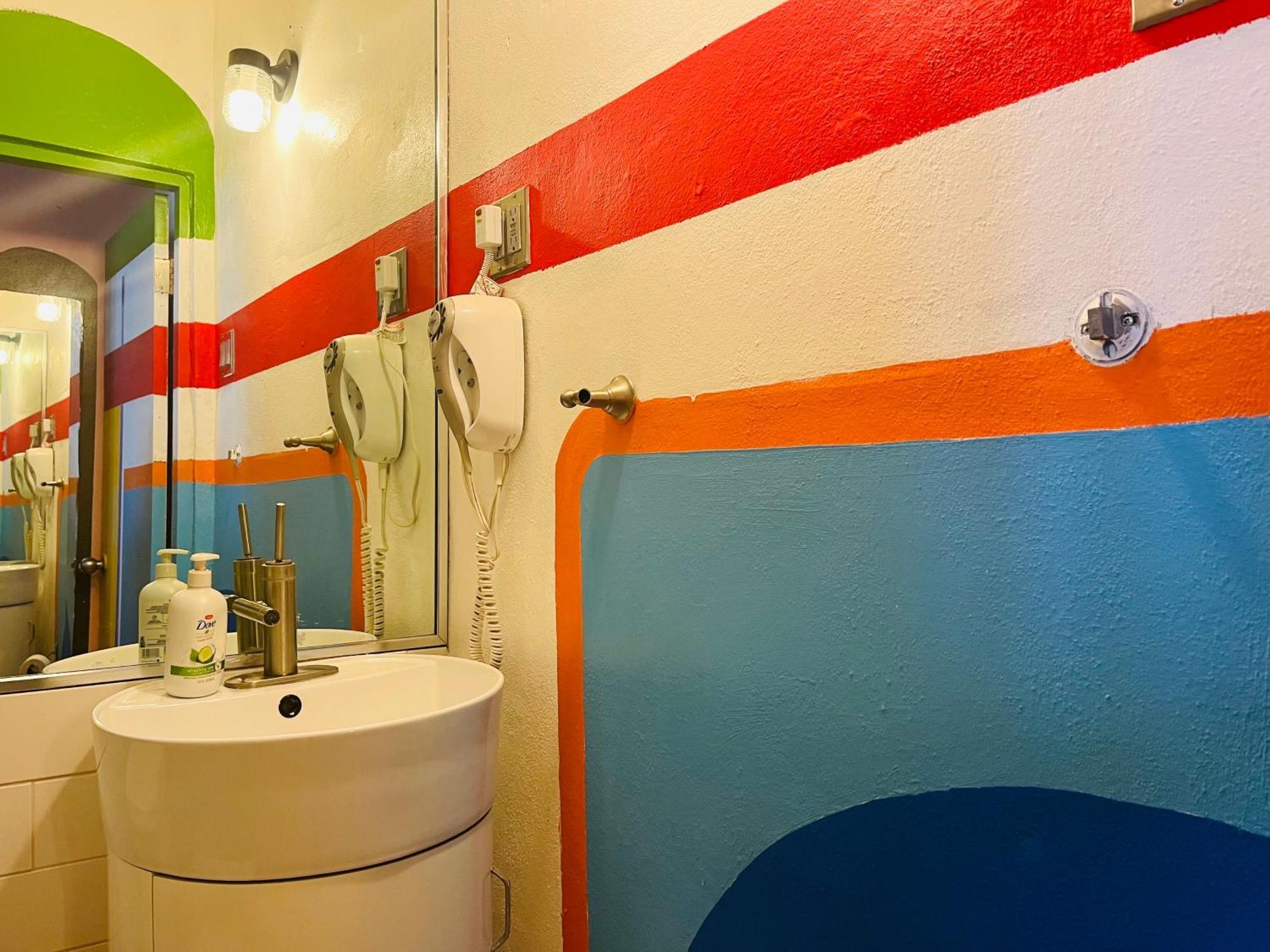 Lower Price, More Style, Discount Studio In San Juan,Pr, Beach, Free Bikes (Adults Only) Сан Хуан Екстериор снимка