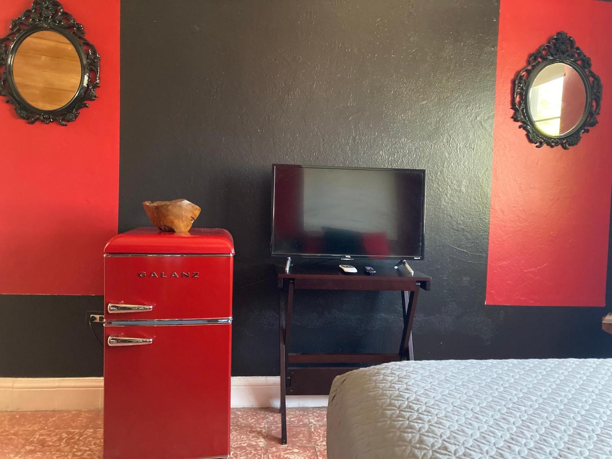 Lower Price, More Style, Discount Studio In San Juan,Pr, Beach, Free Bikes (Adults Only) Сан Хуан Екстериор снимка